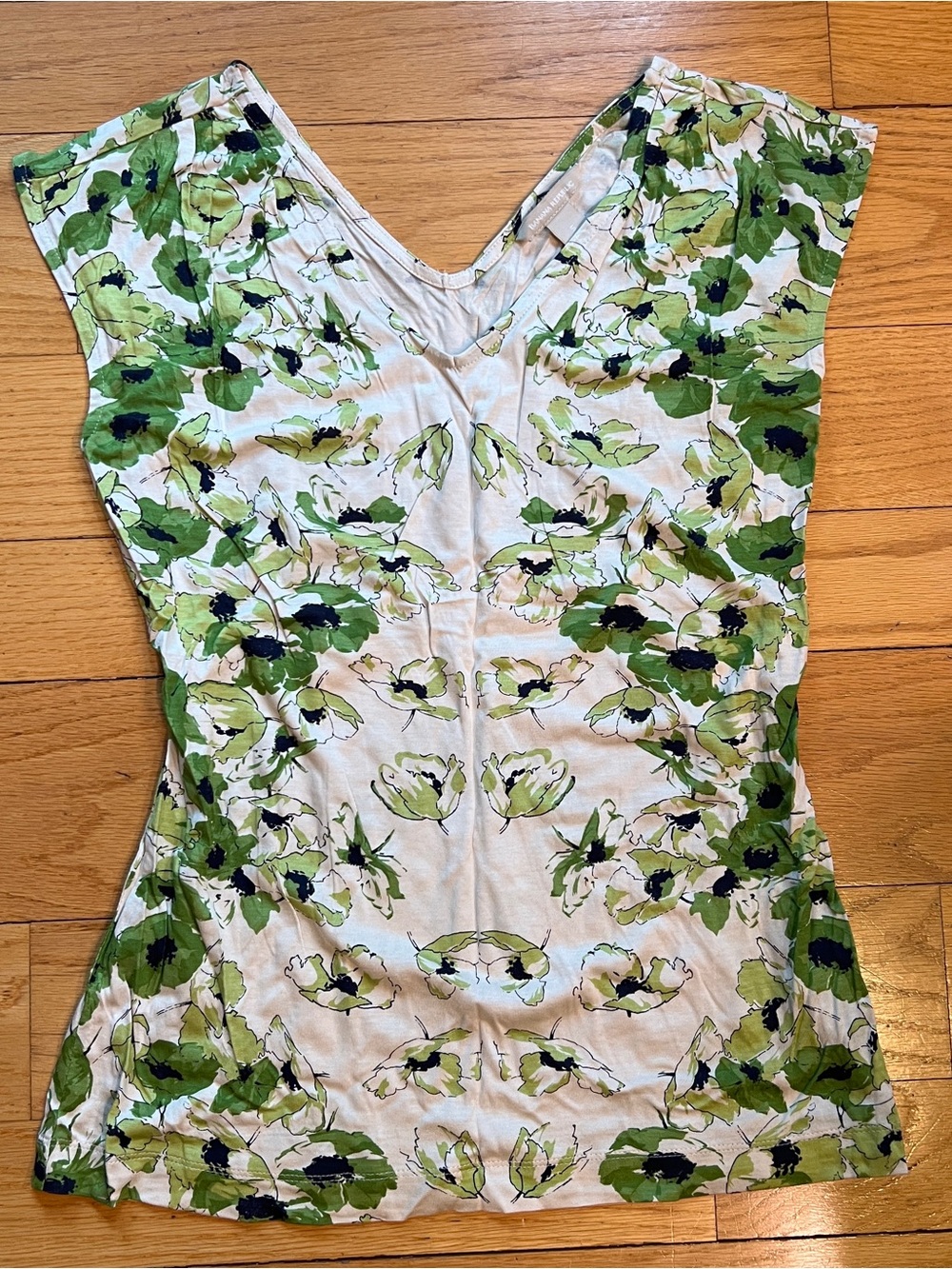 Banana Republic VTG Whimsical floral short sleeve fairy top